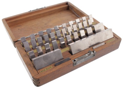 Doall, Chicago, Illinois: Set Of Extra Clean Gauge Blocks