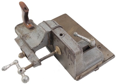 Delta International Machinery Company, Pittsburgh, Pennsylvania: Tenon Jig For Table Saw
