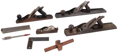 Stanley Rule & Level: Lot Of Clean And Usa Woodworking Tools
