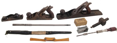 Stanley Rule & Level: Lot Of Clean And Usa Woodworking Tools