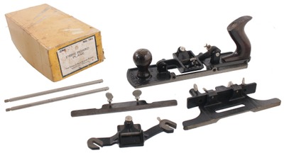 Stanley Rule & Level, No. 193 B: Fibreboard Combo. Plane