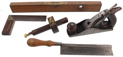 Assorted Makers: Five Clean & Usable Woodworking Tools