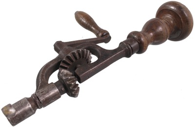Unmarked: Early Cast Iron "Scottish" Brace