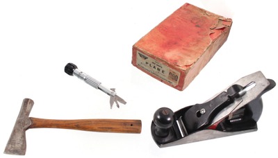 Assorted Makers: Three Clean & Usable Woodworking Tools