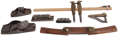 Assorted Makers: Seven Clean & Usable Small Tools
