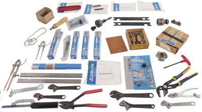 Assorted Makers: Shop & |hh Items Opportunity Lot