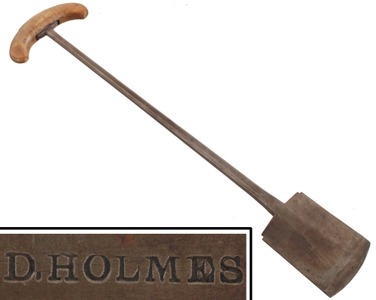 Daniel Holmes, Stockbridge, New York: Early Arched "D" Hdl. Carpenters Slic