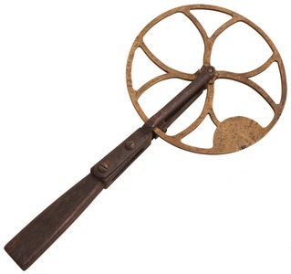 Unmarked: Early Brass Wheel Traveler