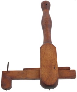 Unmarked: "Primitive" Cooper's Firkin Top Compass