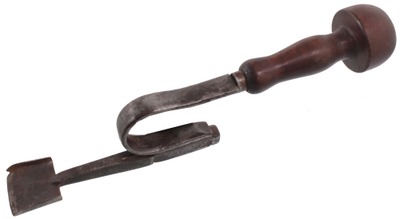 Unmarked: Classic European Farrier's Butteris
