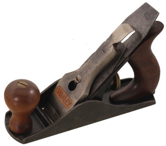 Stanley Rule & Level, No. 2: Clean & Sound 7" Smoothng Plane