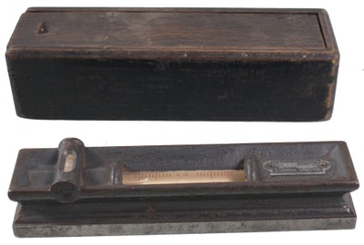 C. Stiefelmayer, Esslingen, Germa: Precision Machinists Bench Level