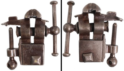 Unmarked: Early European Hand Forged Vise