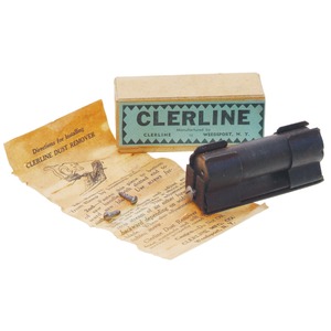 Clerline, Weedsport, New York: Bellows Action Dust Remover