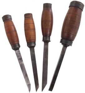 Assorted Makers: Wkg. Set Of Four "Pigsticker" Chisels