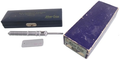 U.S. Expansion Bolt Company, York, Pennsylvania, No. MODEL 20: "Kwik Check" Small Hole Gage Micrometer