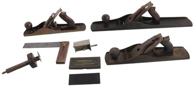 Stanley Rule & Level: Lot Of Sound & Usabl Woodworking Tools