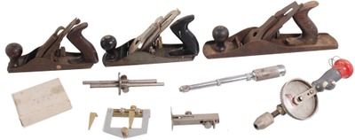 Stanley Rule & Level: Lot Of Sound & Usabl Woodworking Tools