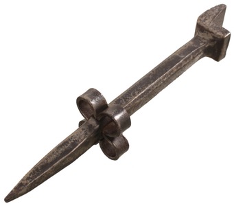 Unmarked: Unus. Forged Iron Denglestock