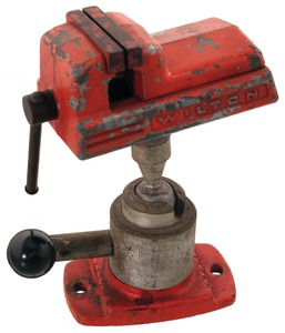 Wilton Tool Manufacturing Company, Schiller Park, Illinois: Extra Clean Later Type 2 1/4" Jaw Vise