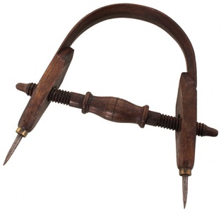 Unmarked: Classic French Cooper's Compass