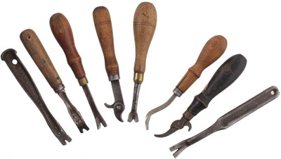 Assorted Makers: Coll. Of Eight Early Tack Pullers