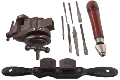 Assorted Makers: Three Extra Clean Woodworking Tools