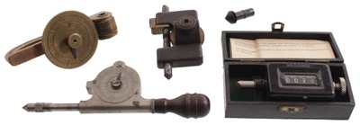 Assorted Makers: Coll. Four Four Asst Speed Indicatrors
