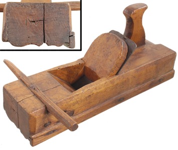 Unmarked: Early 18th C. Crown Molding Plane