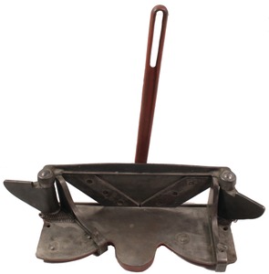Lion Machine Company, Bridgeport, Connecticut, No. 4: Universal Mitre Trimmer