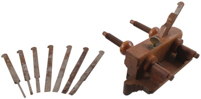 Unmarked: Unhdldl. Beech Plow Plane