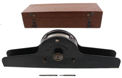 Warner Eng. Company, Gulford, England: "M.C. Clinometer" Inclinometer Level