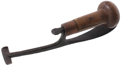 Unmarked: Classic European Farrier's Butteris