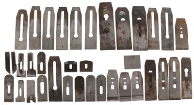 Stanley Rule & Level: Lot Of Assorted Cutting Irons