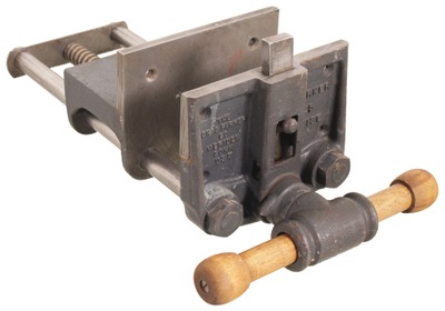 Charles Parker Company, Meriden, Connecticut, No. 25: Extra Clean Screw Adjust Wdwkg. Vise