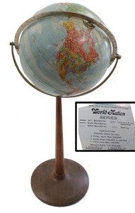 Meredith Corportation, Des Moines, Iowa: Extra Clean Terrestial Globe