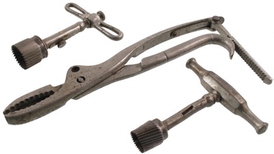Assorted Makers: Three Medical Related Tools