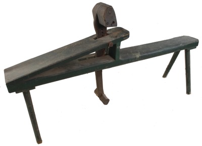 Unmarked: Extra Clean Oak Body Shaving Horse