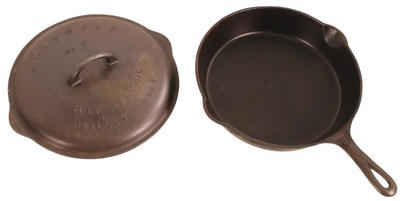 Griswold Manufacturing Company, Erie, Pennsylvania, No. 9: Extra Clean 9" Fry Pan & Self-Basting C
