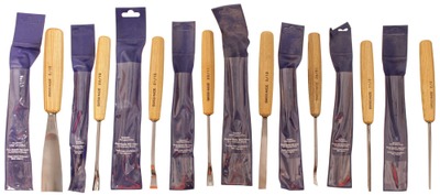 Pfeil Swiss Made, Langenthal, Switzerland: Wkg. Set Of Eight Clean Carving Tool
