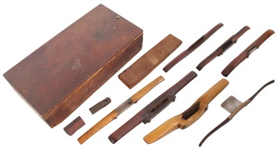 Unmarked: Superb Set Of Chair Makers' Scraper