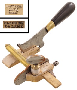 Blanchard, Place De La Lame, Paris, France: Classic French Leath Draw Gauge