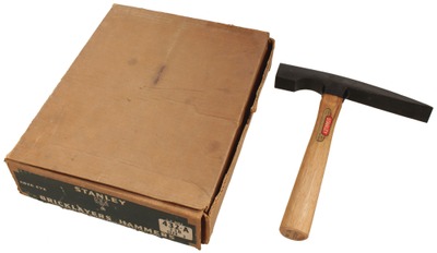 Stanley Rule & Level, No. 432-A: Unused 2 Pound Bricklay'er's Hammer