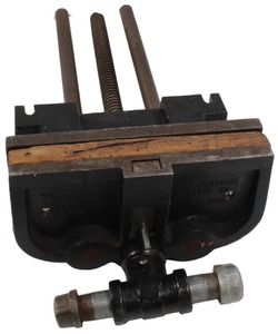 Adjustable Clamp Company, Chicago, Illinois, No. 4X10: "Jorgenson" Brand Quick Adjust Vise