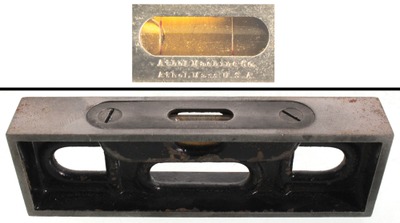 Athol Machine Company, Athol, Massachusetts, No. 435: 4" Cast Iron Plumb & Level