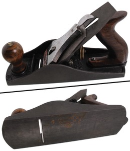 Stanley Tools, Sheffield, England, No. 4 1/2: Wide, Heavy Smooth Plane