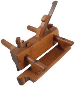 J. Killam, Glastenbury, Connecticut: Unhdld. Beech Plow Plane