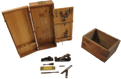 Stanley Rule & Level Plant, New Brain, Connecticut, No. 961: Solid Oak Tool Chest