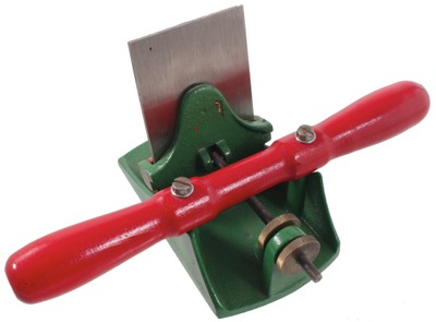 Tresselt GmbH, Rossbreitenbach, Germany: Extra Clean "Kunz" Brand Scraperne