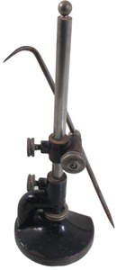 L.S. Starrett, Athol, Massachusetts, No. 52: Rare First Model Surface Gauge